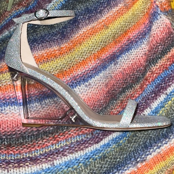 Stuart Weitzman Nudistlucite 85 Wedge Platino SILVER size 10B New/no box - Picture 3 of 5